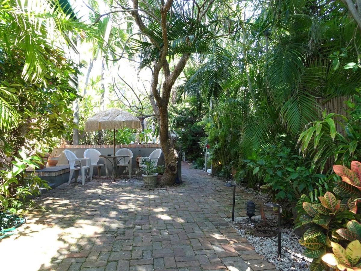 Suite Dreams Inn By The Beach Key West Extérieur photo