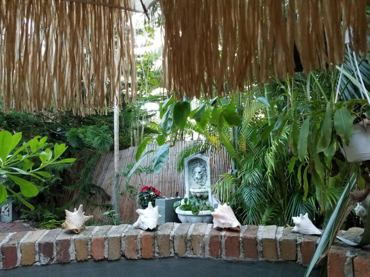 Suite Dreams Inn By The Beach Key West Extérieur photo