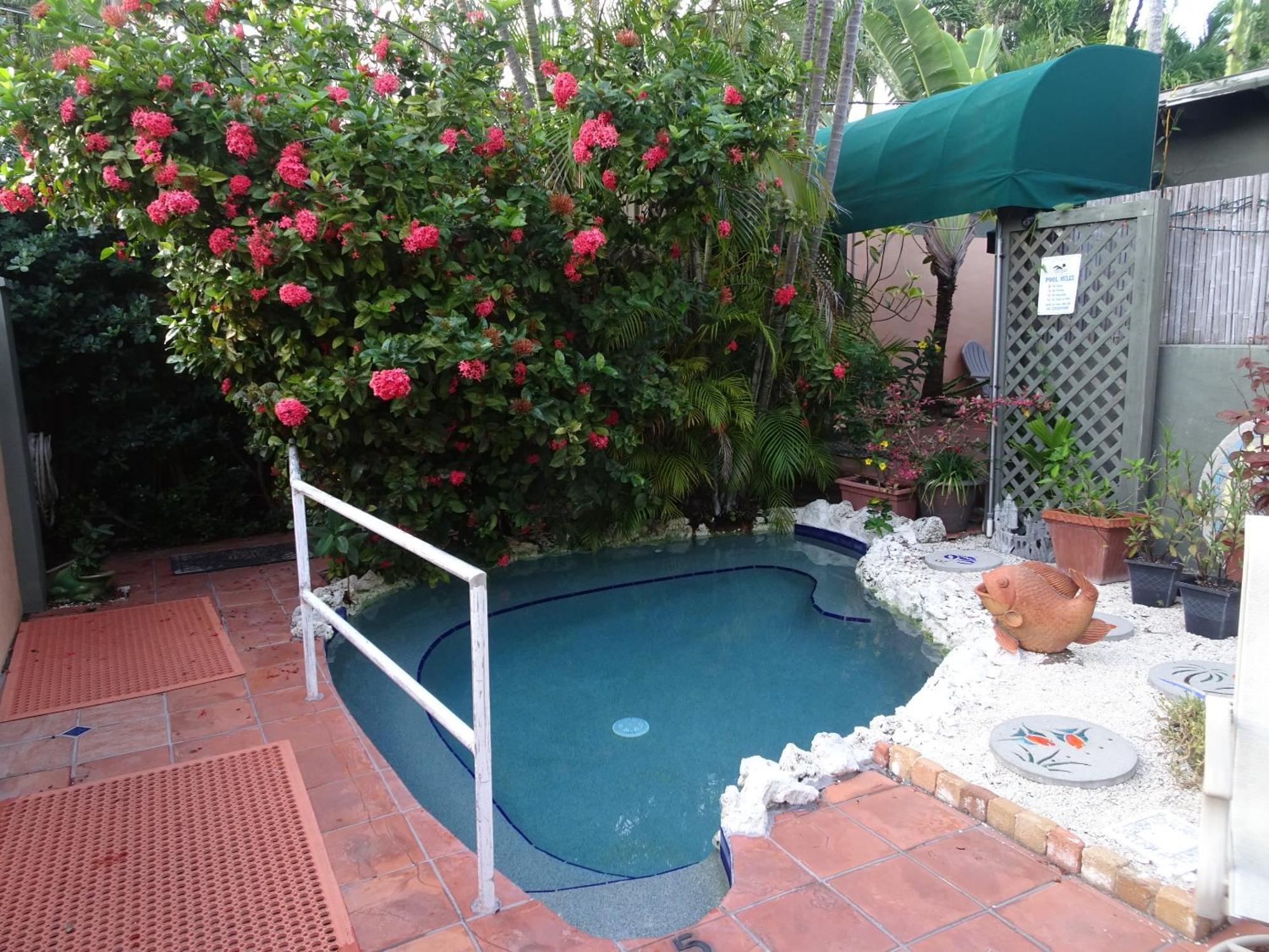 Suite Dreams Inn By The Beach Key West Extérieur photo