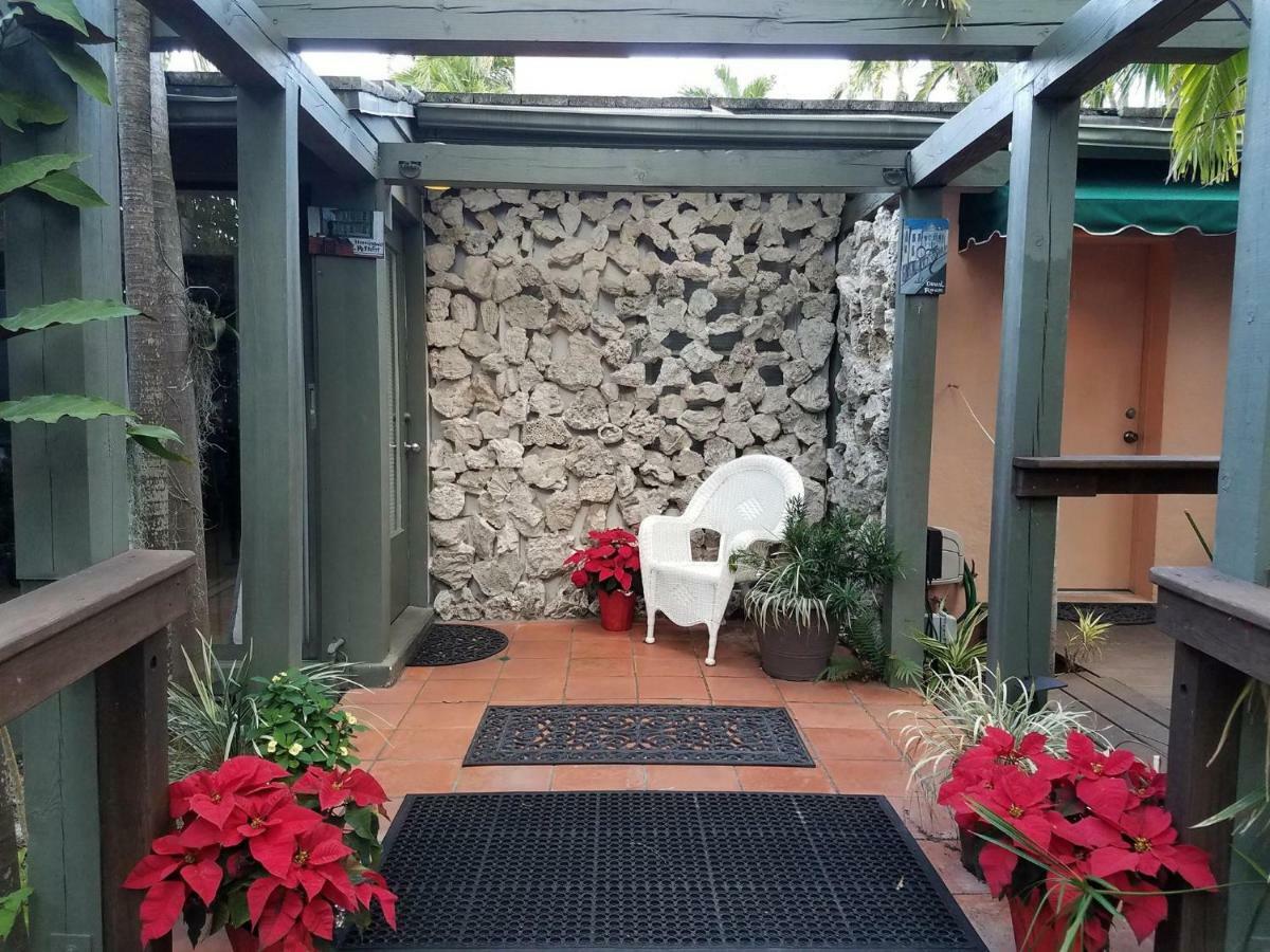 Suite Dreams Inn By The Beach Key West Extérieur photo